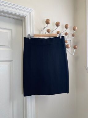 Ann Taylor - Merino Wool Blend Stretchy Mini Skirt - Black - M